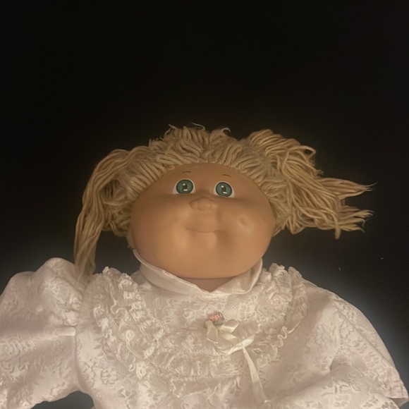 1980’s Cabbage Patch Doll - Picture 4 of 6